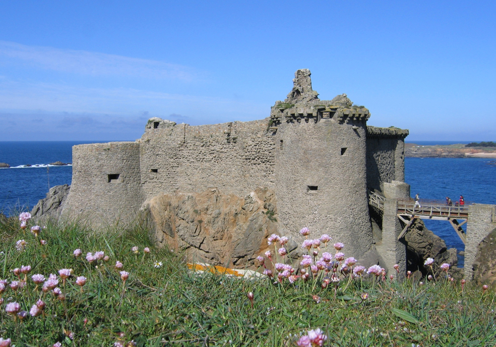Le Vieux Château - Île d'Yeu © F. Guerineau Office de Tourisme
